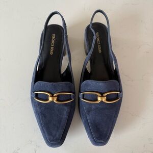 Veronica Beard Casie Slingback Pump In navy blue Size: 7